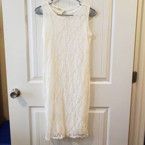 White lace dress
